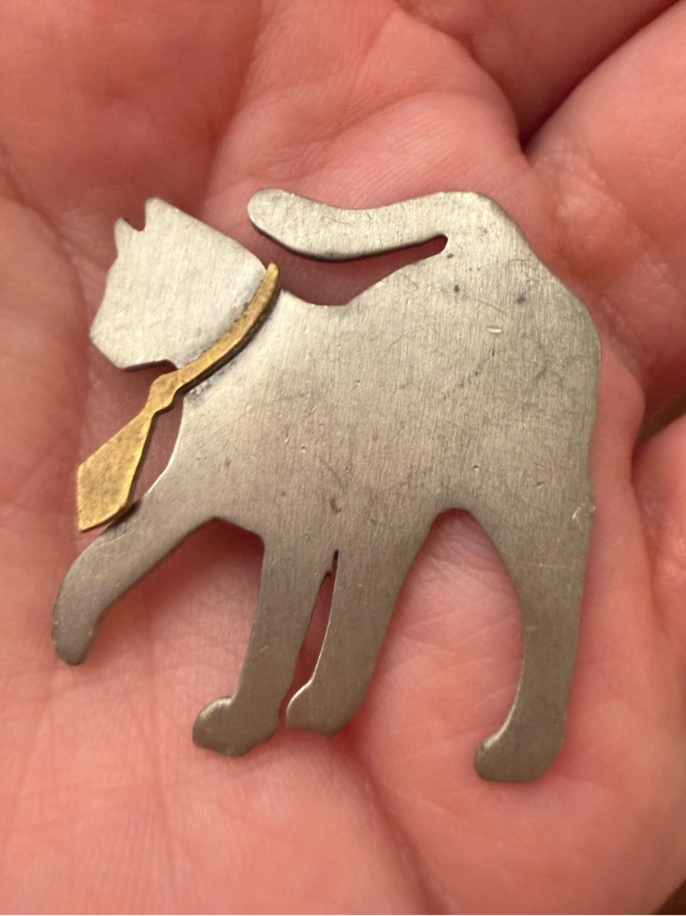 Sterling Silver/Metal?? Vintage Sweet Charming KittyCat Wearing Gold Tie Brooch